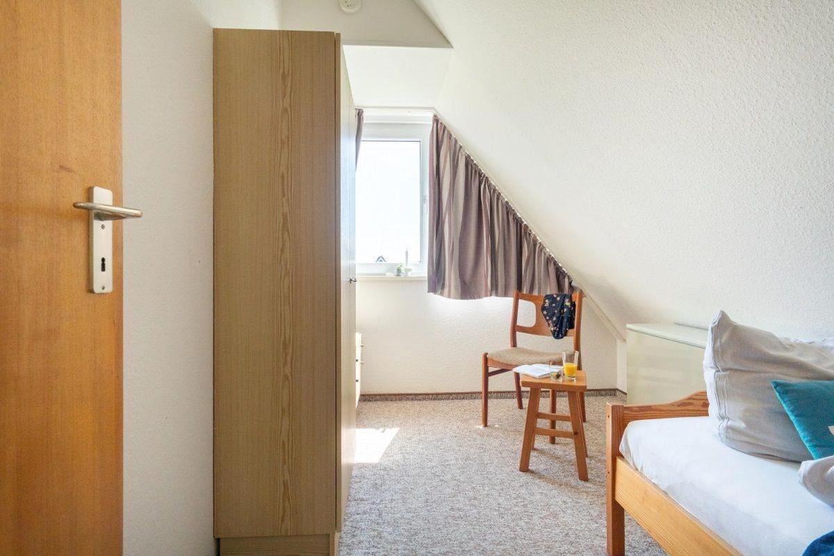 Am-Hohen-Ufer-Reetdach-Haus-Ocean-Breeze-136 Villa Großenbrode Exteriör bild
